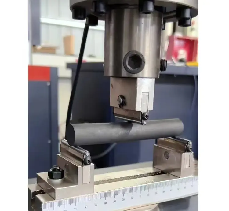 Flexural strength testing machine